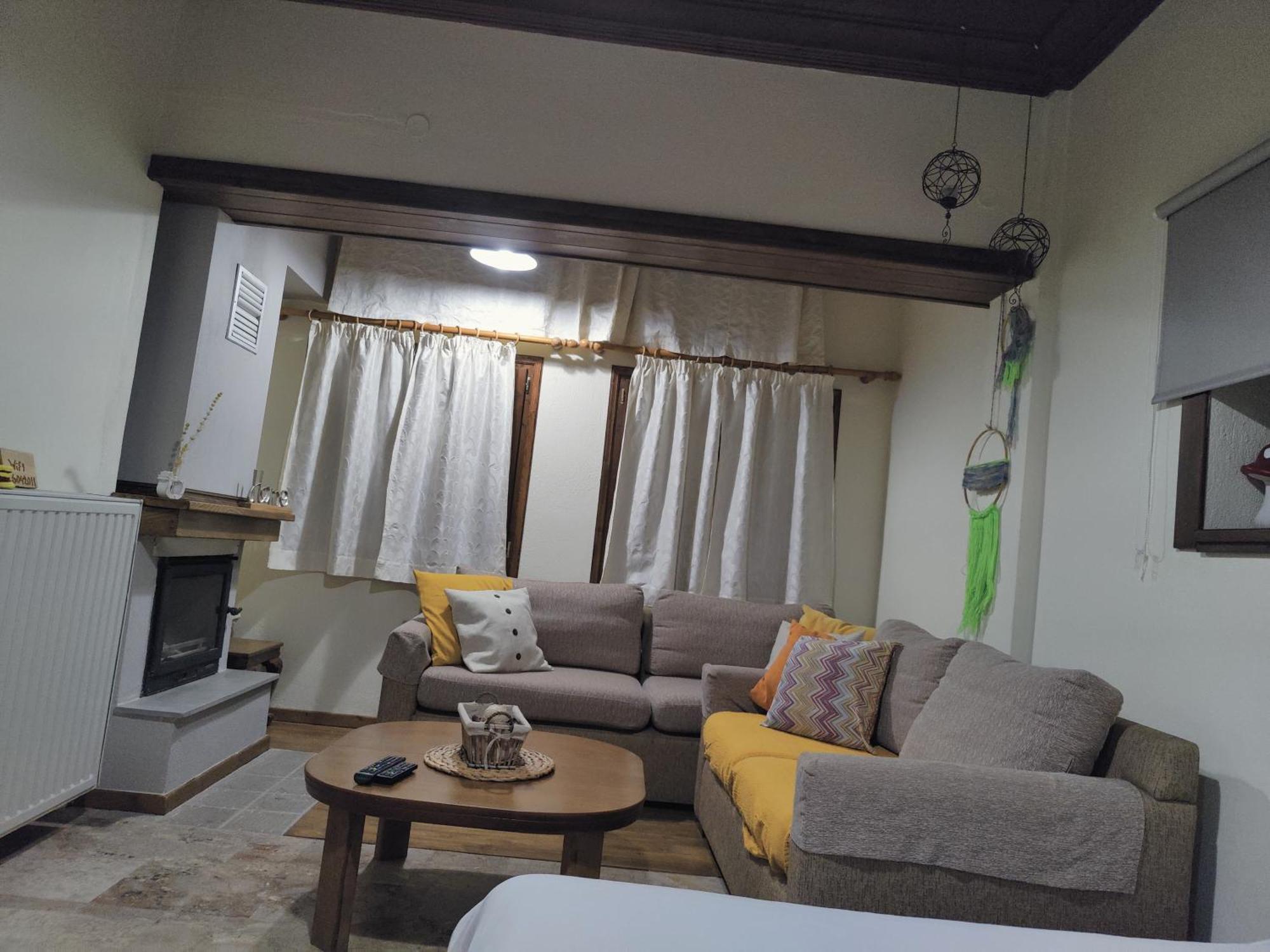 Guesthouse Theodorou Eláti Exteriér fotografie