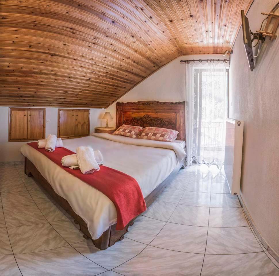Guesthouse Theodorou Eláti Exteriér fotografie